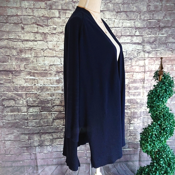 ❄️Verve Ami Cardigan - Picture 2 of 8